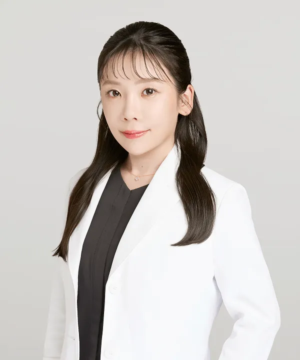 小林 由奈  医師